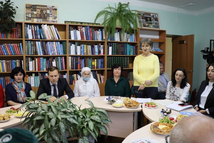 “Өлкәннәр клубы” әгъзалары белән түгәрәк өстәл утырышы узды