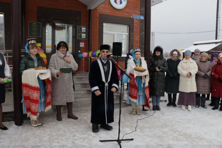 Урта Нырты  авылында клуб  ачылды