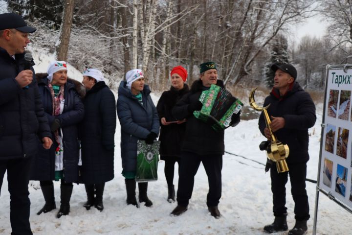 Кече Кибәчедә чишмә  ачу тантанасы булды