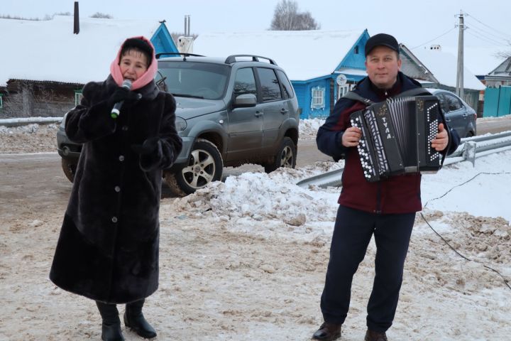 Кече Кибәчедә чишмә  ачу тантанасы булды