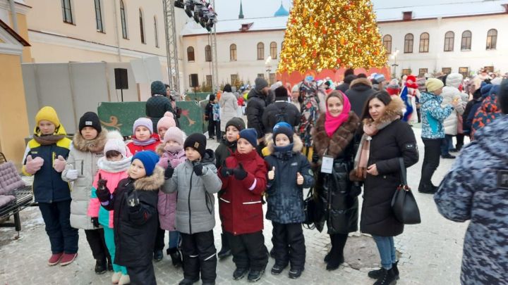 Кремль Чыршысында булдылар