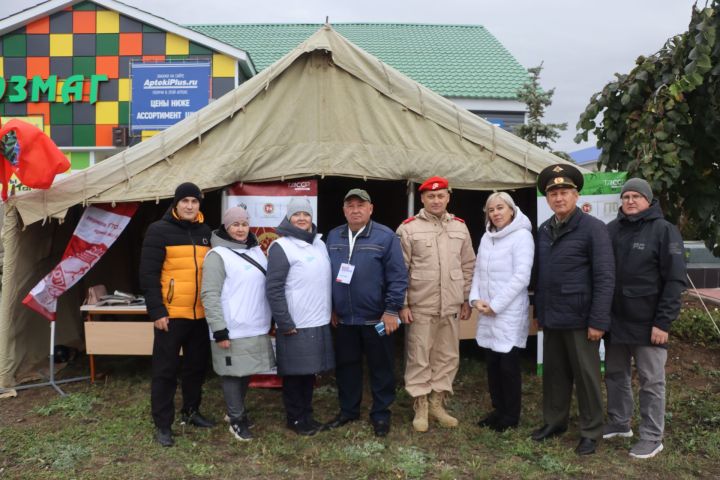 Сабаның үзәк мәйданында «Все свои» патриотик акциясе башланды