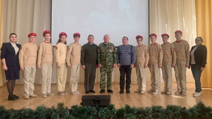 Саба гимназиясенә Батырлык дәресенә ветеран Әфганчыларны чакырдылар