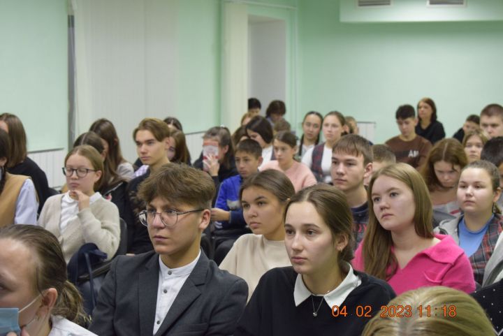 «Ак халатлы фәрештәләр»: Саба үзәк хастаханәсендә ачык ишекләр көне узды