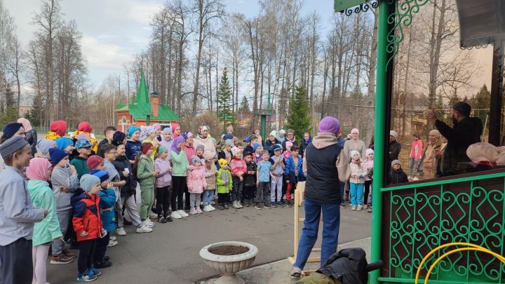 Лесхозда Рамазан гаете көнне балалар өчен бәйрәм оештырылды