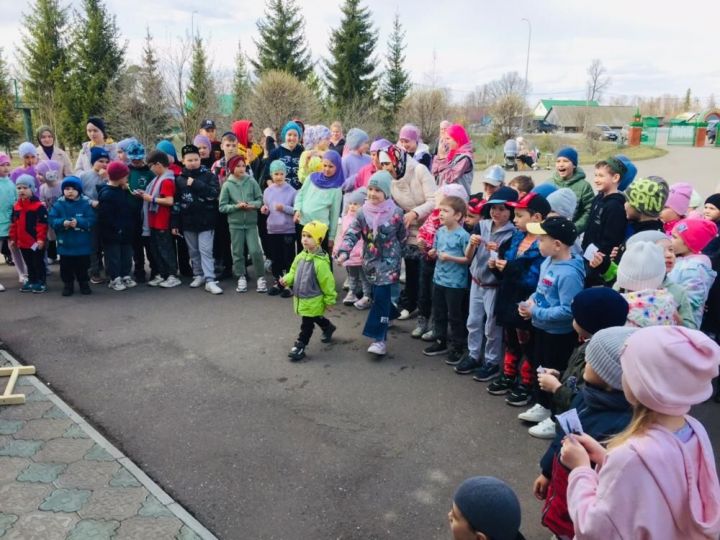 Лесхозда Рамазан гаете көнне балалар өчен бәйрәм оештырылды