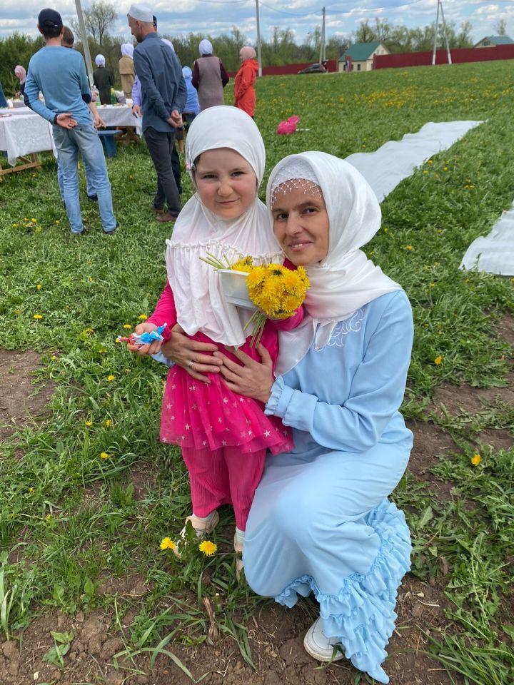 Саба эшмәкәре Гөлнара Галимова әнисенең туган авылында мәчет салдыра