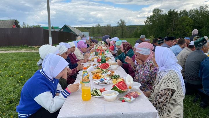 Саба эшмәкәре Гөлнара Галимова әнисенең туган авылында мәчет салдыра