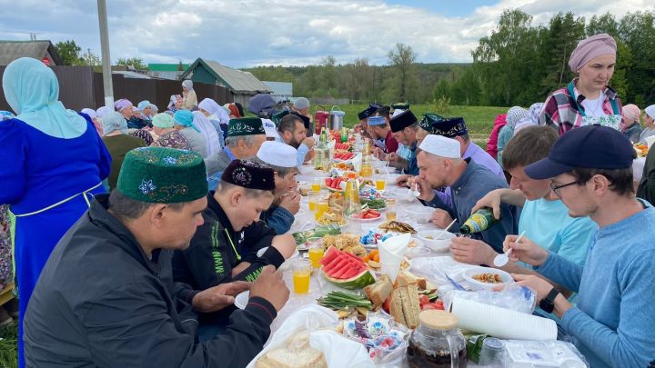 Саба эшмәкәре Гөлнара Галимова әнисенең туган авылында мәчет салдыра