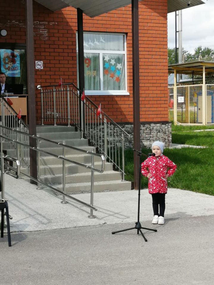 Керәнне авылында Бөек Ватан сугышы каһарманнары истәлегенә обелиск ачылды