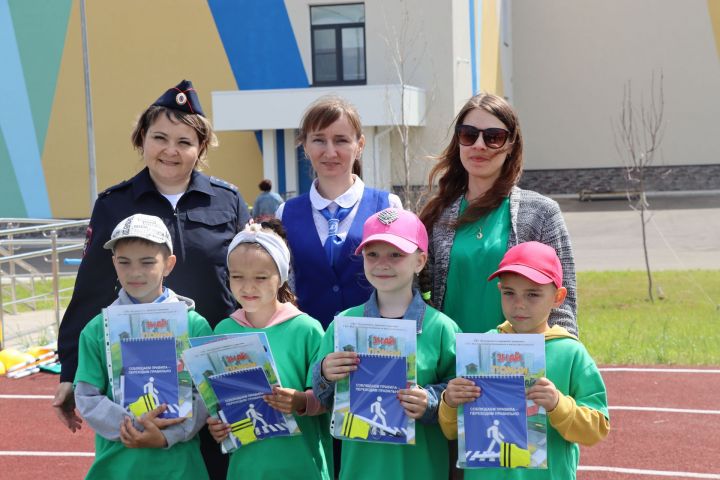 Сабада балалар бакчасында тәрбияләнүче  нәни райондашларыбыз өчен бәйрәм чарасы узды [ фоторепортаж]