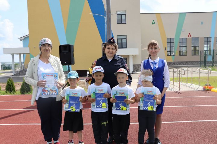 Сабада балалар бакчасында тәрбияләнүче  нәни райондашларыбыз өчен бәйрәм чарасы узды [ фоторепортаж]