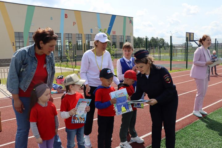 Сабада балалар бакчасында тәрбияләнүче  нәни райондашларыбыз өчен бәйрәм чарасы узды [ фоторепортаж]