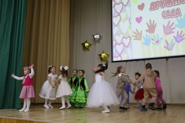 Сабада «Тату балалар бакчасы серләре» конкурсының финалистлары ачыкланды (фоторепортаж)