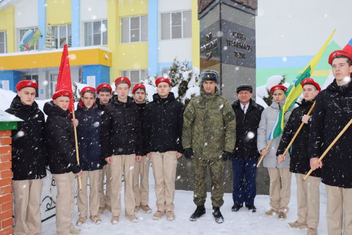 Россия Герое Рәсим Баксиков: “Мин герой булырга түгел, Ватанымны сакларга хыялландым”