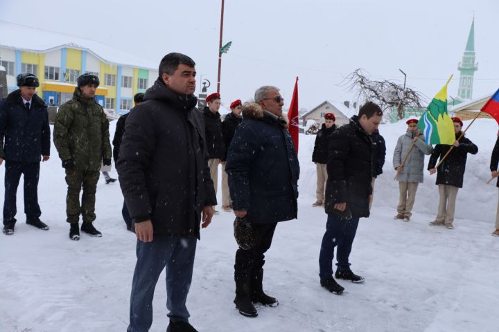 Россия Герое Рәсим Баксиков: “Мин герой булырга түгел, Ватанымны сакларга хыялландым”