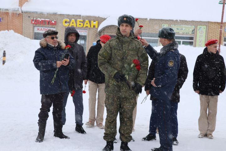 Россия Герое Рәсим Баксиков: “Мин герой булырга түгел, Ватанымны сакларга хыялландым”