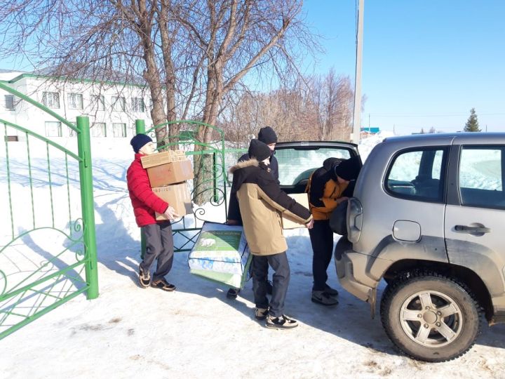 Кибәчелеләр Донецк балаларына гуманитар ярдәм җыйдылар