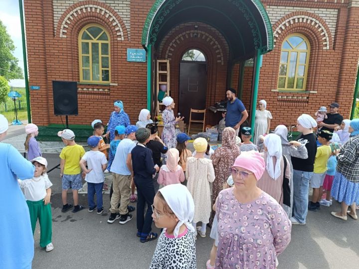 Корбан бәйрәме көнне Лесхозда балалар өчен бәйрәм чарасы узды