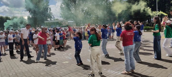 Бүген районыбызга «Алдынгылар хәрәкәте»нең Татарстан республикасы регональ бүлеге җитәкчесе Тимур Сөләйманов  килде