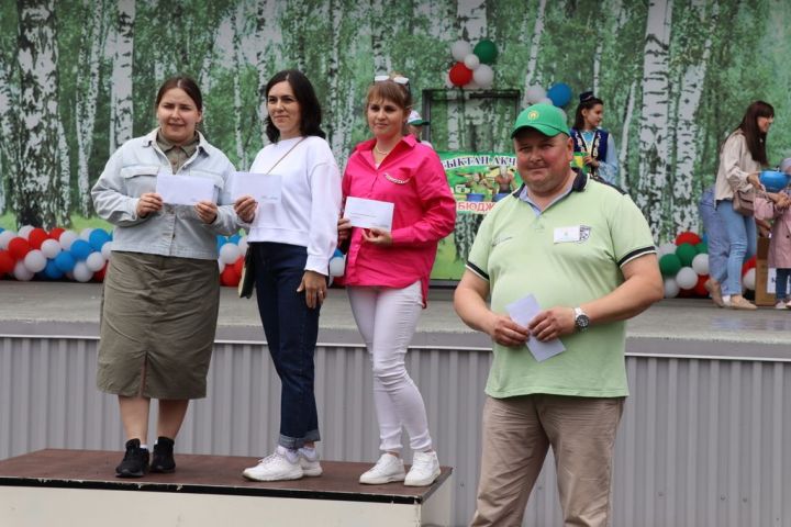 Сабантуй күрке саналган көрәшне  дә быел быел ахырына  кадәр караучылар күп булды (фоторепортаж)