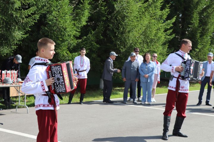 Сабада картингчылар ярыша