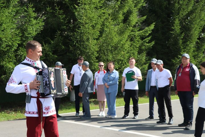 Сабада картингчылар ярыша