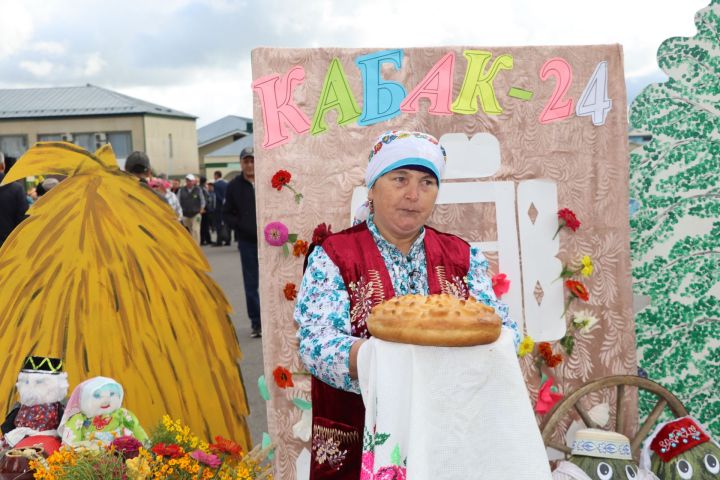 Сабада 21нче тапкыр Кабак бәйрәме гөрләде (фоторепортаж)